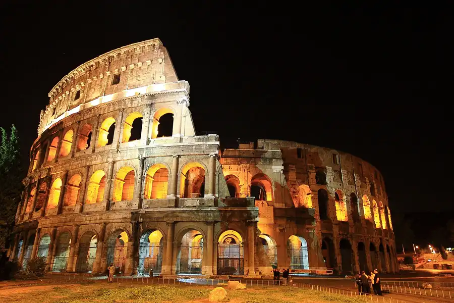 coliseo-de-noche