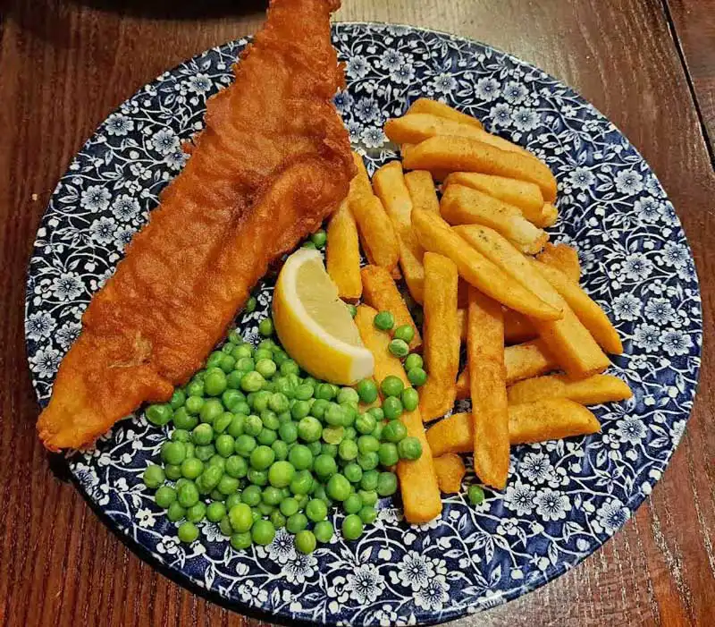 fish-and-chips-en-pub-Wetherspoons